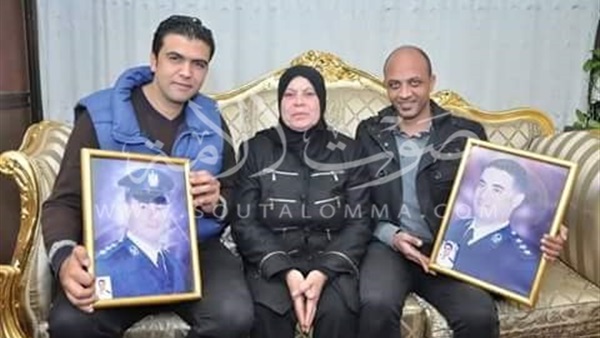 «مستقبل وطن» ببورسعيد يزور أسرة شهيد الشرطة «فادي سيف»