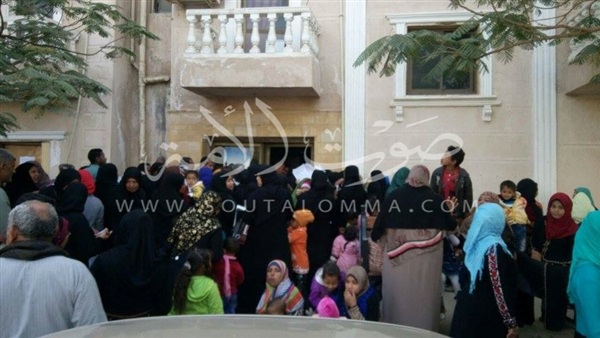 الكشف على 3177 حالة في قافلة طبية بالأقصر الكشف على 3177 حالة في قافلة طبية بالأقصر