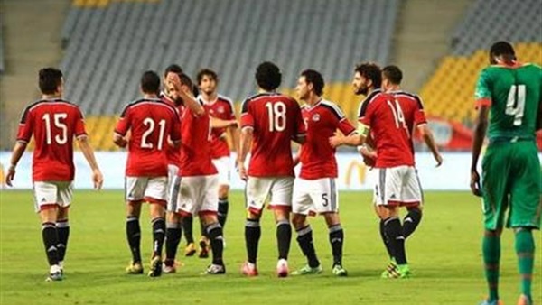 شاشة عرض كبيرة وسط غزة لعرض مباراة مصر وبوركينا فاسو شاشة عرض كبيرة وسط غزة لعرض مباراة مصر وبوركينا فاسو