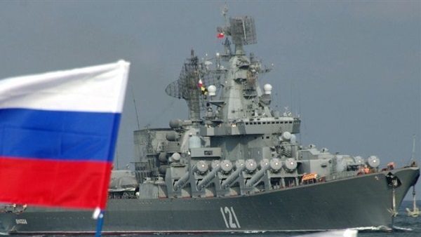 تحرك سفينة حربية روسية نحو مضيق جناق قلعة التركي