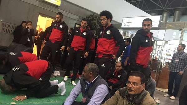 طوارئ بمطار القاهرة استعدادا لعودة بعثة الفراعنة