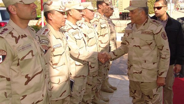 «حجازي» يتفقد الاستعداد القتالي لوحدات المدفعية «حجازي» يتفقد الاستعداد القتالي لوحدات المدفعية