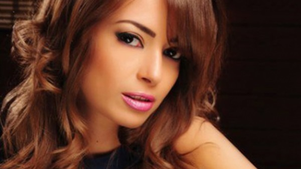 داليا مصطفى بطلة «طاقة نور» مع هاني سلامة