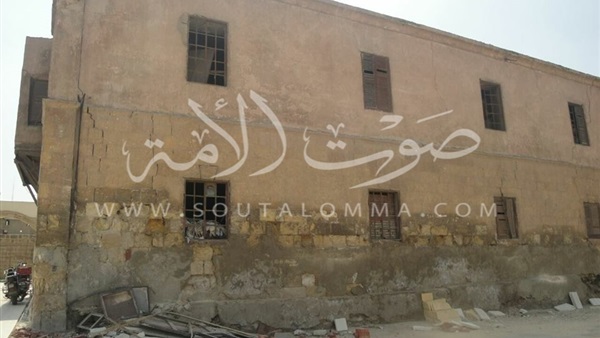 «باب النجار مخلع».. تهالك مبنى إدارة الترميم بالقلعة «باب النجار مخلع».. تهالك مبنى إدارة الترميم بالقلعة