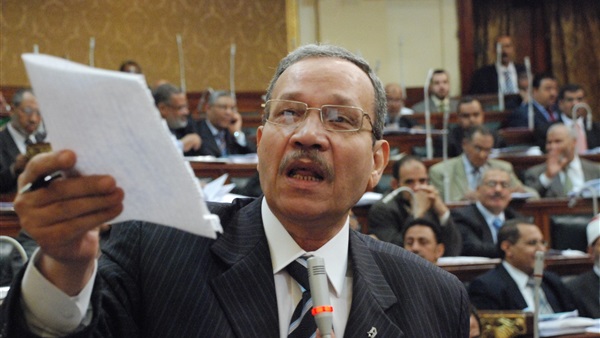 علاء عبد المنعم: الحكومة وراء ظاهرة تغيب النواب عن جلسات البرلمان