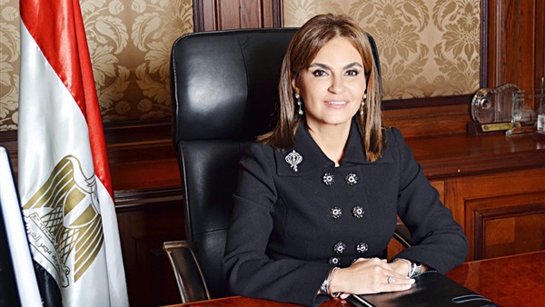 سحر نصر.. «الوزيرة الدينامو» (بروفايل) سحر نصر.. «الوزيرة الدينامو» (بروفايل)