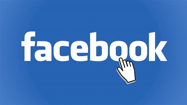 «فيس بوك» تحدث تطبيق «الفيديوهات» بصوت دون فتحها 