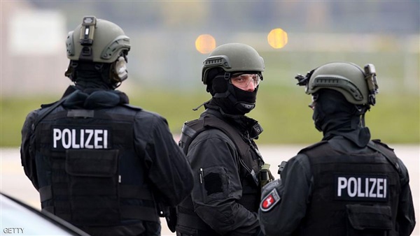 إدانة ضابط شرطة ألماني لاستخفافه بمكالمة طارئة من مراهق