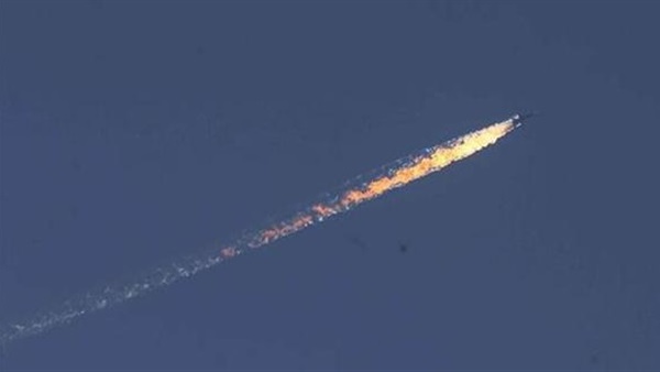 الطيار الروسي الناجي ينفي اختراق طائرتة الحدود التركية الطيار الروسي الناجي ينفي اختراق طائرتة الحدود التركية