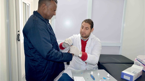 أشرف عمر: تكلفة إجراء المسح الطبي للمصابين بفيروس «سي» 150 مليون جنيه أشرف عمر: تكلفة إجراء المسح الطبي للمصابين بفيروس «سي» 150 مليون جنيه