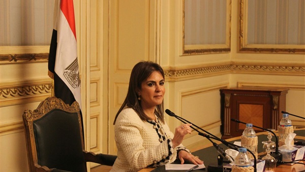 وزيرة الاستثمار تبحث مشروع قانون التأجير التمويلي وزيرة الاستثمار تبحث مشروع قانون التأجير التمويلي