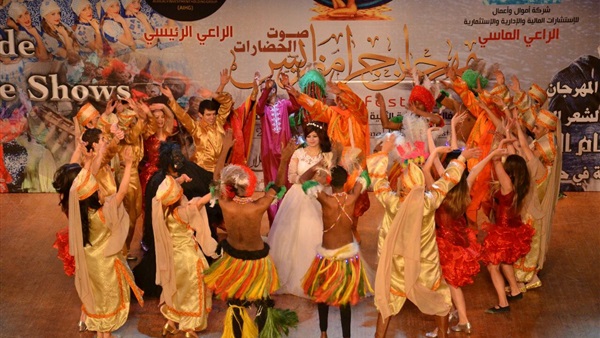 المهرجان الدولي لعروض الفلكلور الشعبي  حول العالم يختتم فعالياته 