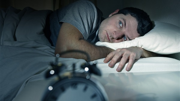 قلة النوم تسبب العديد من المشاكل الصحية .. تعرف علي أهم أربعة منها