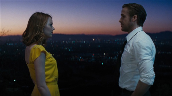 «La la land» يحصد جائزتي أفضل موسيقى وأفضل أغنية