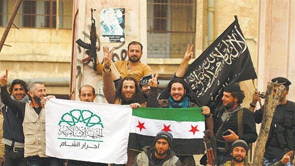 المعارضة السورية تسيطر على قرية بريف حلب وتأسر عنصرًا إيرانيًا المعارضة السورية تسيطر على قرية بريف حلب وتأسر عنصرًا إيرانيًا