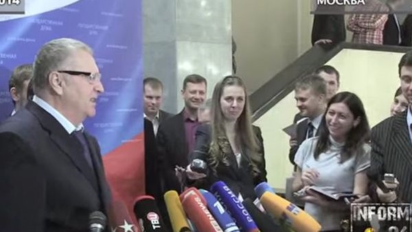 سياسى روسى يطالب "بوتين" بقتل 10 ملايين تركى وضرب أسطنبول بالنووى سياسى روسى يطالب "بوتين" بقتل 10 ملايين تركى وضرب أسطنبول بالنووى