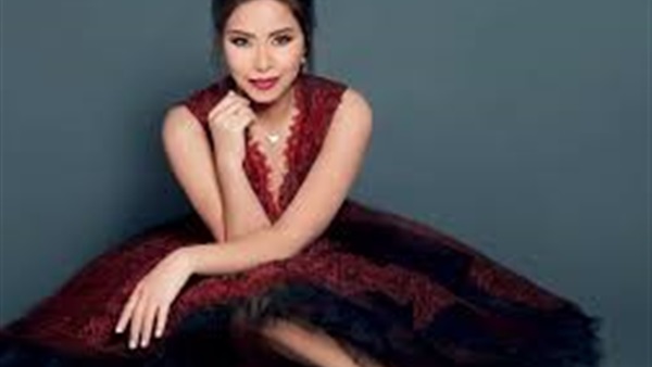 شيرين تتغنى بالنشيد الوطنى المصرى على مسرح "The voice" شيرين تتغنى بالنشيد الوطنى المصرى على مسرح "The voice"