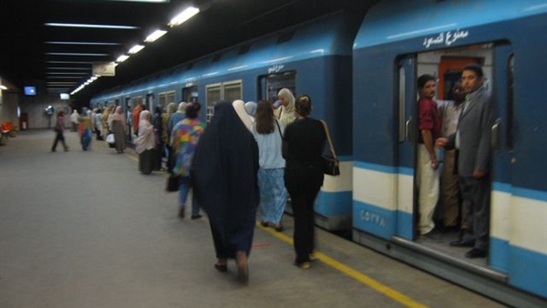 توقف حركة المترو بخط حلوان - المرج توقف حركة المترو بخط حلوان - المرج