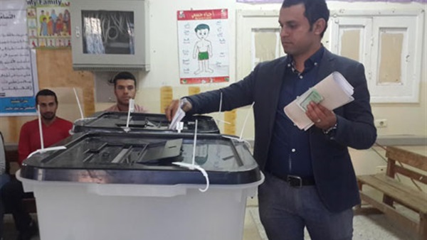 إقبال متوسط للناخبين بشبرا الخيمة إقبال متوسط للناخبين بشبرا الخيمة