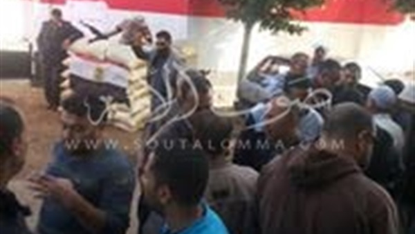 بالصور.. توافد الناخبين على لجان الاقتراع بدمياط بالصور.. توافد الناخبين على لجان الاقتراع بدمياط