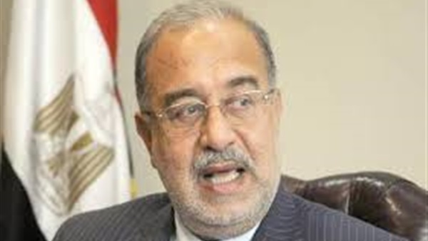 رئيس الوزراء يقرر اليوم نصف يوم عمل للعاملين بالجهاز الإداري رئيس الوزراء يقرر اليوم نصف يوم عمل للعاملين بالجهاز الإداري