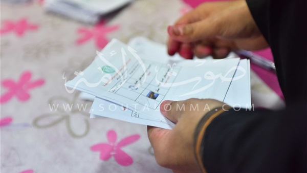 النتائج الأولية للجنة مدرسة الوادي الإعدادية بدائرة عين شمس النتائج الأولية للجنة مدرسة الوادي الإعدادية بدائرة عين شمس