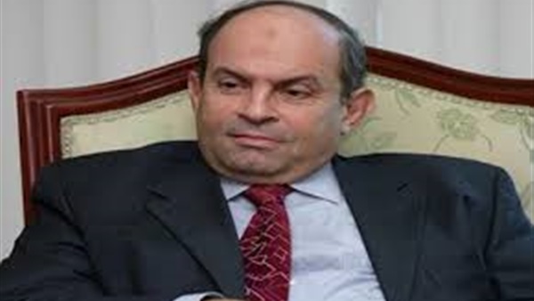 "المالية": اصدار 5.7 مليون كارت لـ"البنزين والسولار" "المالية": اصدار 5.7 مليون كارت لـ"البنزين والسولار"