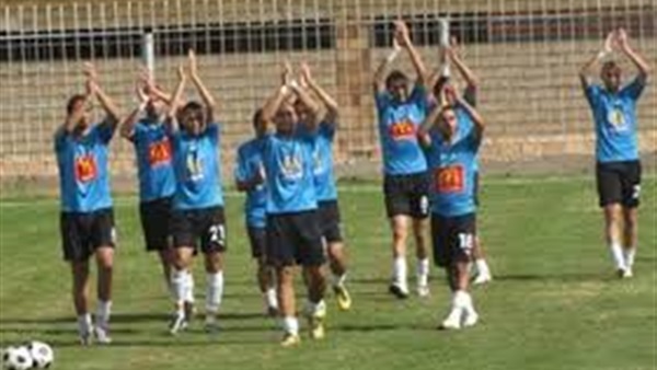 «كساب وخليفة» يقودان هجوم المحلة أمام الدخلية «كساب وخليفة» يقودان هجوم المحلة أمام الدخلية