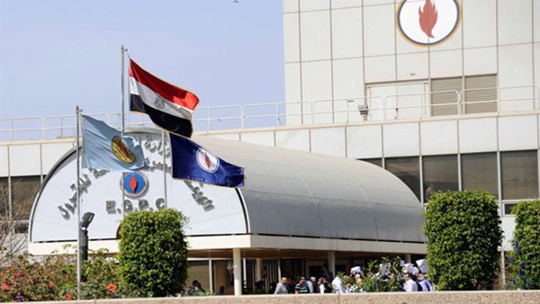 «البترول» تستعد للطعن ضد حكم «التجارة الدولية» بعد تغريمها لصالح إسرائيل «البترول» تستعد للطعن ضد حكم «التجارة الدولية» بعد تغريمها لصالح إسرائيل