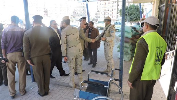 بالصو.. مدير أمن البحيرة يتفقد جولة الانتخابات المؤجلة بدمنهور بالصو.. مدير أمن البحيرة يتفقد جولة الانتخابات المؤجلة بدمنهور