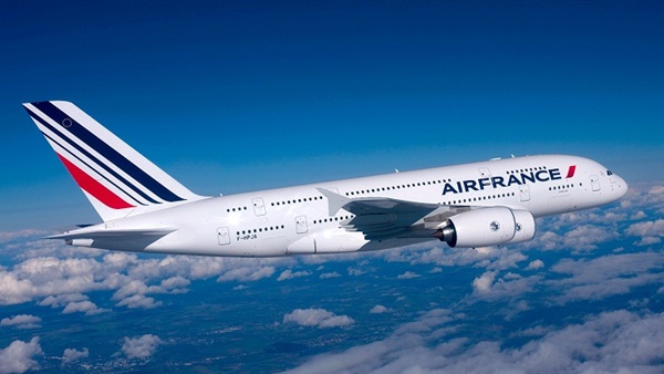 تغيير مسار طائرة فرنيسة بعد تلقي تهديدات بتفجيرها