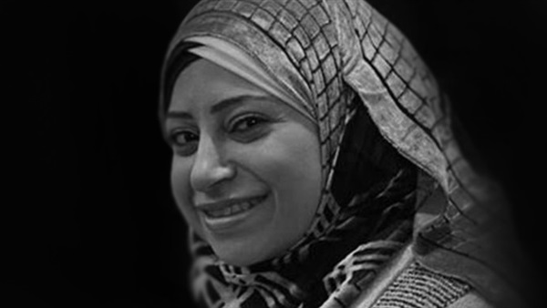 قاضى ميادة أشرف يسلم خبير الأصوات فيديوهات القضية لتفريغها قاضى ميادة أشرف يسلم خبير الأصوات فيديوهات القضية لتفريغها