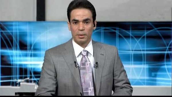 «المسلماني» يعرض فيديو لجندى يشوي اللحم باستخدام سلاح «M16» «المسلماني» يعرض فيديو لجندى يشوي اللحم باستخدام سلاح «M16»