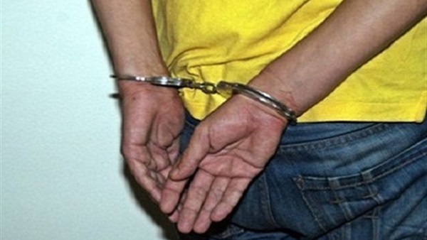 ضبط شخصين بحوزتهما منشورات ضد الجيش فى محكمة بالدقهلية ضبط شخصين بحوزتهما منشورات ضد الجيش فى محكمة بالدقهلية