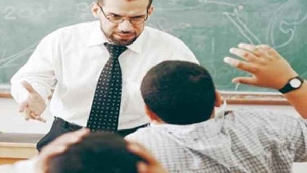 طالب يعتدي على مدرس بالضرب فى الدقهلية طالب يعتدي على مدرس بالضرب فى الدقهلية