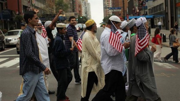 مسلمو أمريكا يردون على تطاول «ترامب» بجمع تبرعات لضحايا حادث كاليفورنيا 