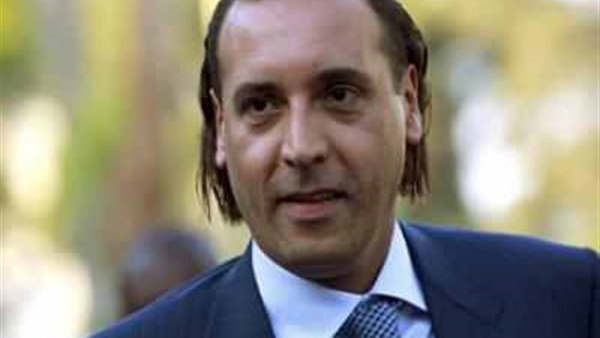 «سكاي نيوز»: خطف نجل معمر القذافي في لبنان