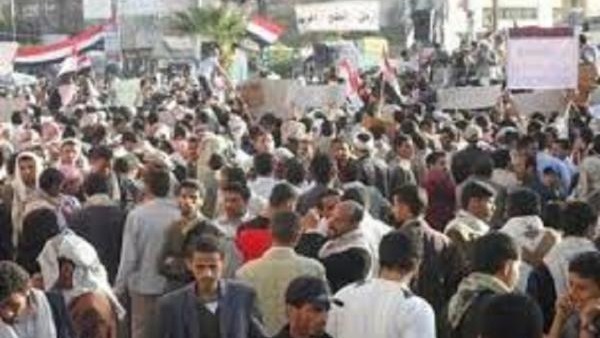 تأجيل محاكمة 11 شخص بتهمة التظاهر بدون تصريح في ذكرى "أحداث محمد محمود" تأجيل محاكمة 11 شخص بتهمة التظاهر بدون تصريح في ذكرى "أحداث محمد محمود"