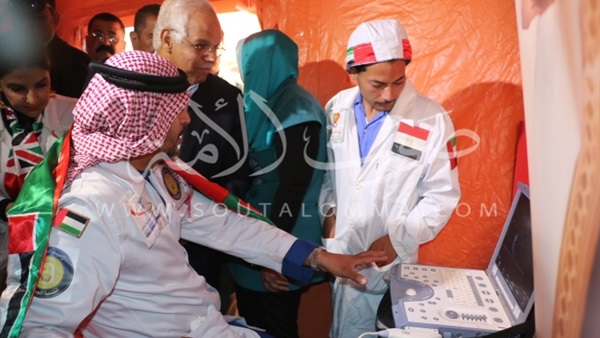 بالصور.. محافظ القاهرة يتفقد القافلة الطبية بعزبة خير الله بالصور.. محافظ القاهرة يتفقد القافلة الطبية بعزبة خير الله