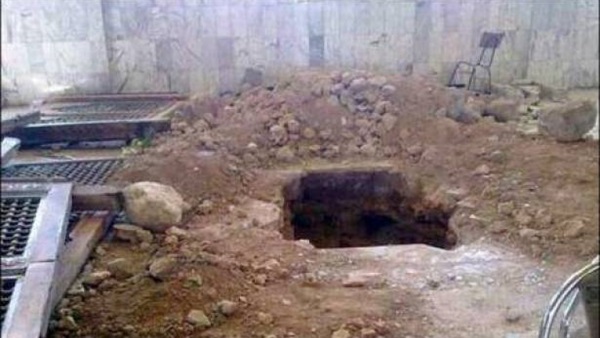 السجن مدى الحياة لعريس دفن عروسة حية بعد لقاء رومانسى بينهما السجن مدى الحياة لعريس دفن عروسة حية بعد لقاء رومانسى بينهما