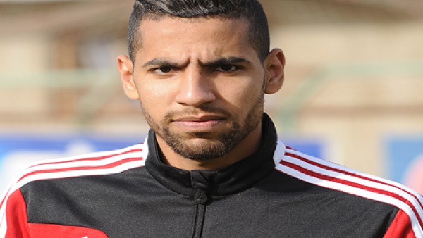 نجم الأهلي: لن أتراجع عن شكوي الزمالك 