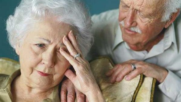 دراسة: التوتر قد يزيد مشاكل التفكير والذاكرة المرتبطة بالزهايمر 