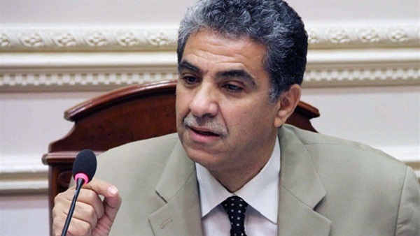 فهمي: مؤتمر باريس هدفه الخروج باتفاق يرضي كافة الدول