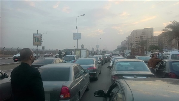 سقوط اعمدة انارة وتعطيل حركة المرور بسبب الامطار فى اسيوط سقوط اعمدة انارة وتعطيل حركة المرور بسبب الامطار فى اسيوط