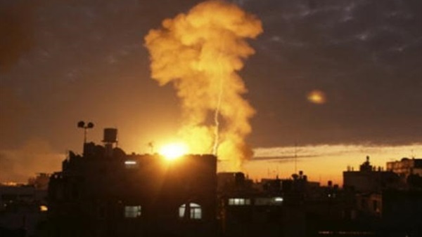 إسرائيل تغير على غزة ردا على إطلاق صاروخ