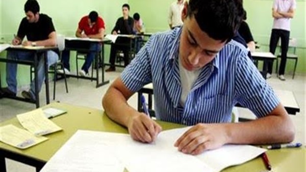 «تعليم الأقصر» يبحث استعدادات امتحانات النقل والشهادات