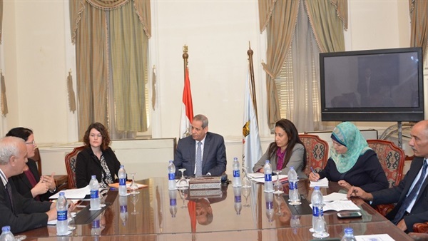 «الشربيني»: تحية علم أجبني في الطابور المدرسي «جريمة» «الشربيني»: تحية علم أجبني في الطابور المدرسي «جريمة»