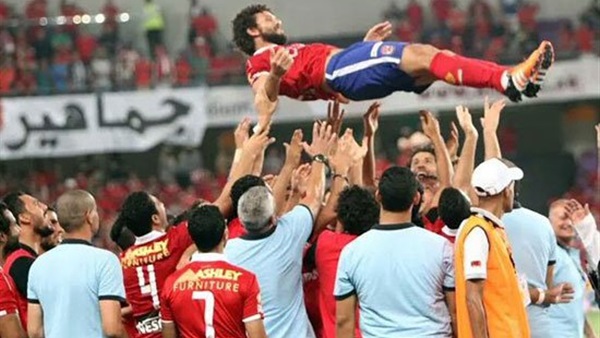 الأهلي ينفي مفاوضات "لاعب الزمالك"