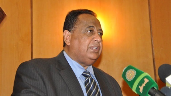السودان يؤكد تمسكه بالحوار مع الغرب رغم العقوبات الأمريكية السودان يؤكد تمسكه بالحوار مع الغرب رغم العقوبات الأمريكية