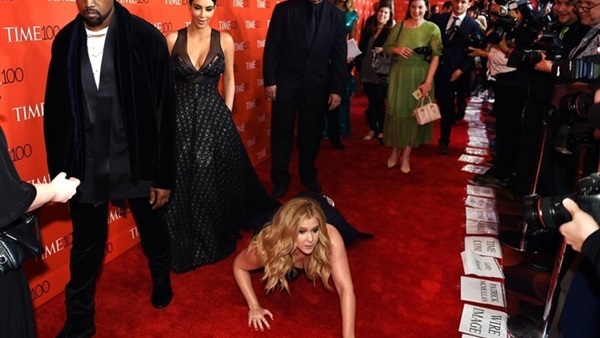 بالصور.. أغرب اللقطات لنجوم هوليوود فى 2015